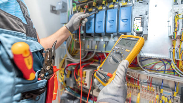 Best Circuit Breaker Repair  in New London, MN